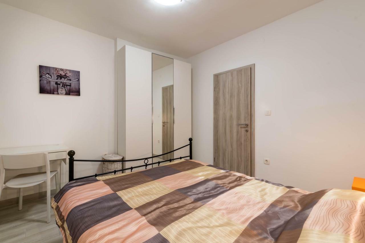 Apartman Paola Apartment Pula Exterior photo